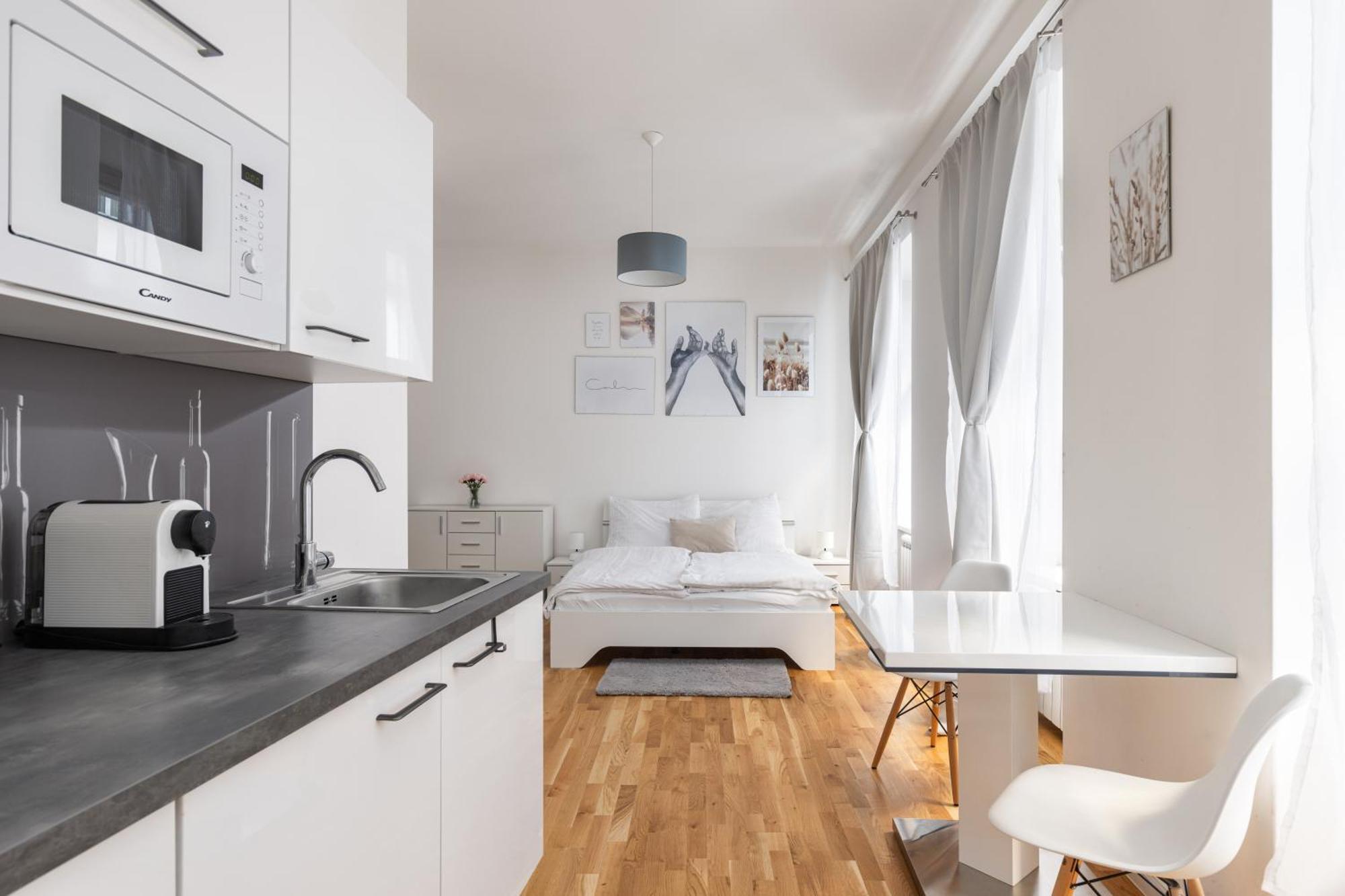 Stay2Gether Beige Nest - Metro Florenc Prag Exteriör bild